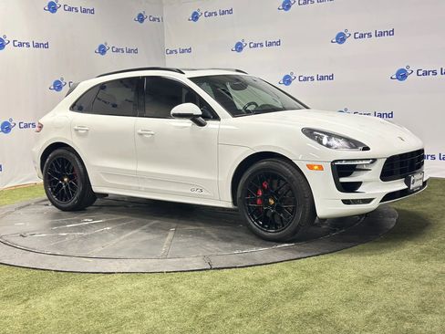 Used 2018 Porsche Macan GTS image 2