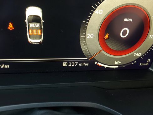 Used 2024 Nissan Rogue SL w/ SL Premium Package image 22