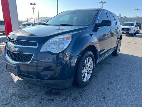 Used 2015 Chevrolet Equinox LS image 2