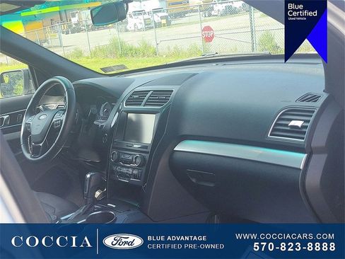 Certified 2016 Ford Explorer XLT w/ Equipment Group 202A image 15