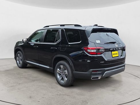 New 2026 Honda Pilot EX-L image 3
