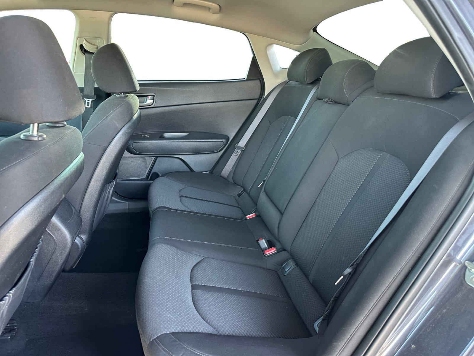 Used 2018 Kia Optima LX FWD image 13