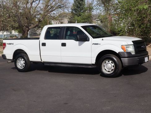 Used 2014 Ford F150 XL w/ Trailer Tow Package AWD/4WD image 2