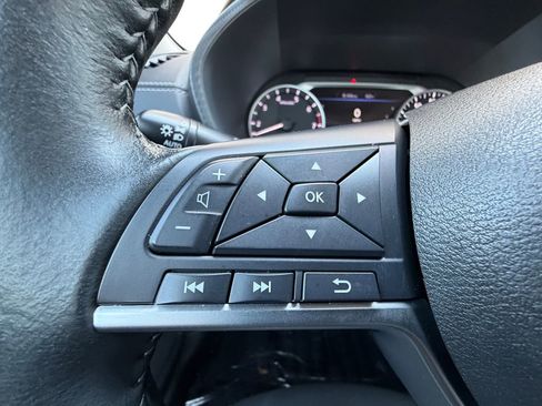 Used 2023 Nissan Sentra SV FWD image 22