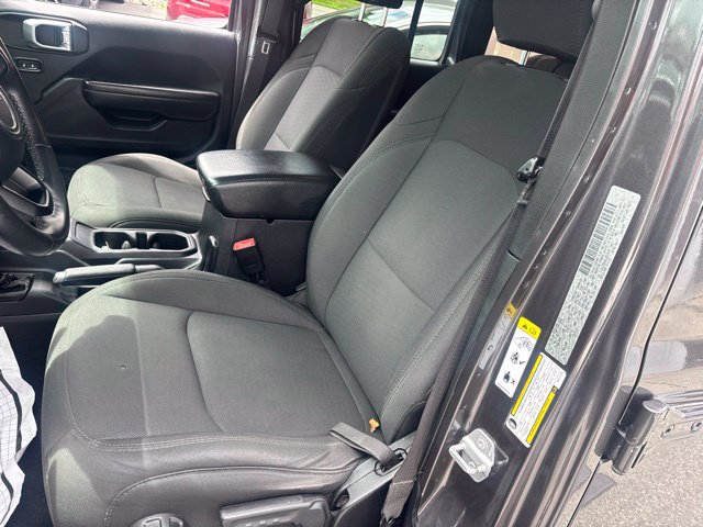 Used 2019 Jeep Wrangler Unlimited Sport S AWD/4WD image 9