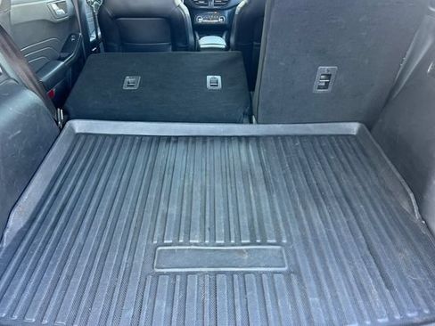 Used 2023 Ford Escape ST-Line Select w/ Class II Trailer Tow Package AWD/4WD image 17