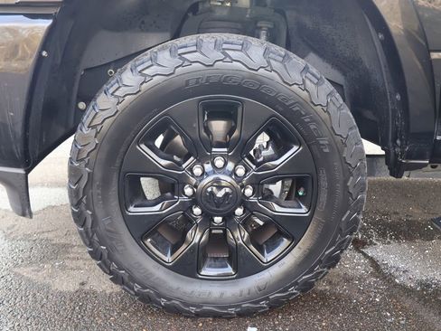 Used 2020 RAM 3500 Limited image 46