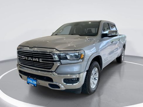 Used 2019 RAM 1500 Laramie AWD/4WD image 1