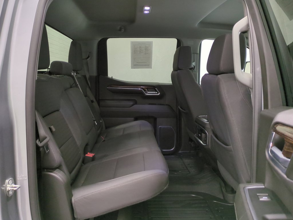 Used 2024 GMC Sierra 1500 Elevation w/ LPO, Elevation Black Package AWD/4WD image 24