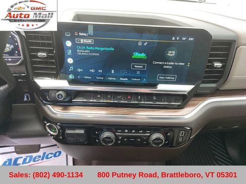 Used 2022 Chevrolet Silverado 1500 LT w/ Z71 Off-Road Package AWD/4WD image 20