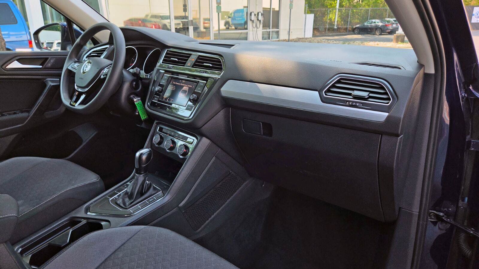Used 2021 Volkswagen Tiguan S FWD image 45