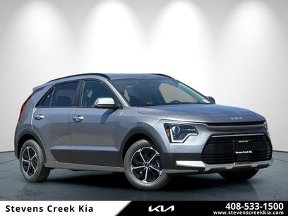 New 2025 Kia Niro EX