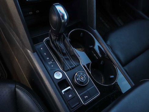 Used 2022 Volkswagen Atlas Cross Sport SEL R-Line image 18