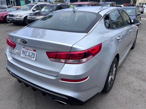 Used 2020 Kia Optima LX FWD image 6
