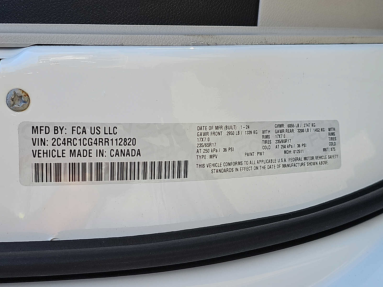 Used 2024 Chrysler Voyager LX FWD image 28
