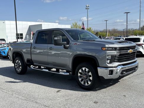 New 2026 Chevrolet Silverado 2500 LT AWD/4WD image 2