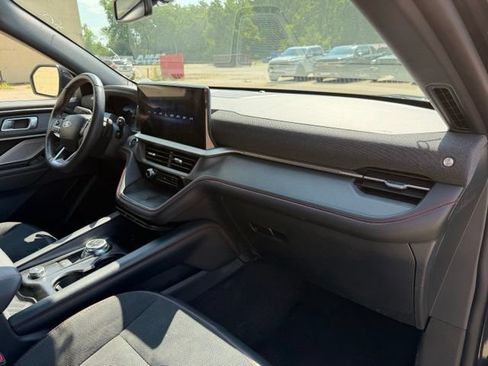 Used 2025 Ford Explorer ST AWD/4WD image 12