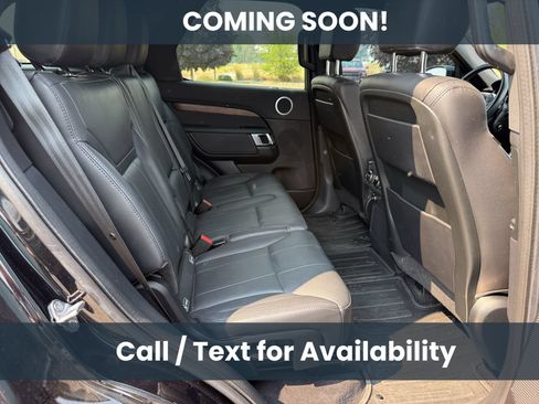 Used 2018 Land Rover Discovery HSE AWD/4WD image 11