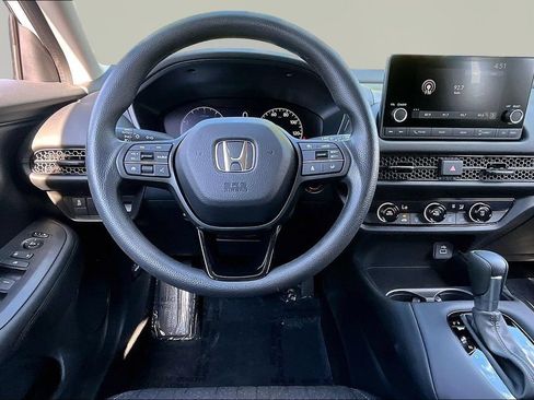 Certified 2025 Honda HR-V LX image 8