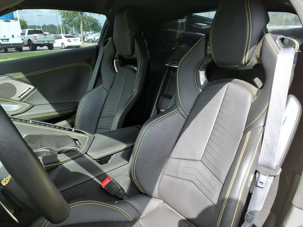 Used 2020 Chevrolet Corvette Stingray Premium Cpe w/ 3LT Preferred Equipment Group RWD image 21