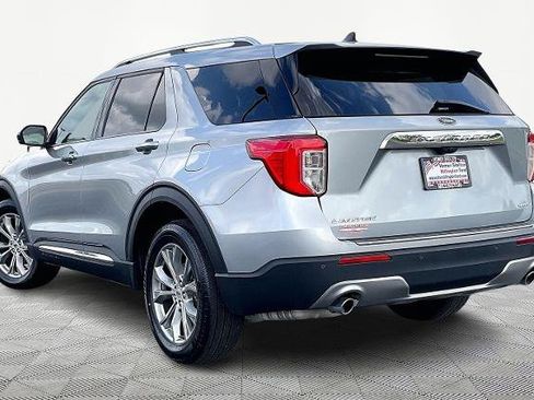 Certified 2023 Ford Explorer Limited AWD/4WD image 10