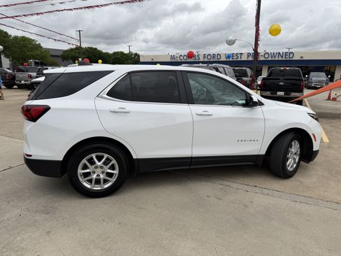 Used 2023 Chevrolet Equinox LT image 5