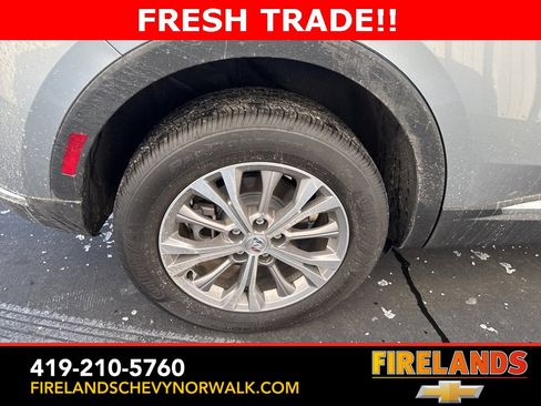 Used 2023 Buick Envision Preferred image 17