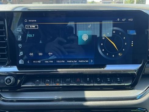 Used 2024 Chevrolet Silverado 1500 ZR2 w/ Technology Package image 37