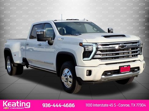 New 2026 Chevrolet Silverado 3500 High Country AWD/4WD image 3