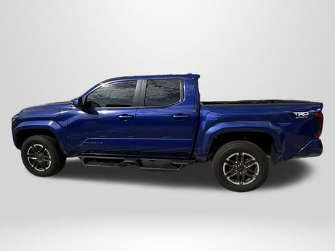 Certified 2025 Toyota Tacoma TRD Sport AWD/4WD image 2