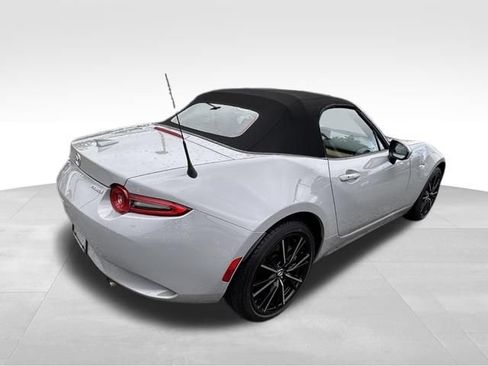 Used 2025 MAZDA MX-5 Miata Grand Touring RWD image 6