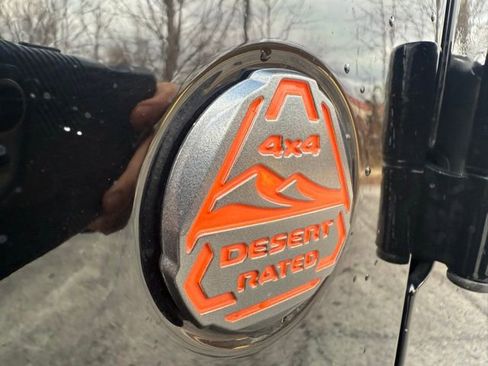 Used 2021 Jeep Gladiator Mojave image 11