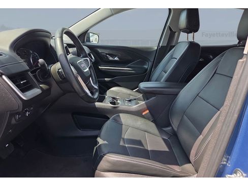 Used 2024 GMC Terrain SLT w/ Elevation Edition AWD/4WD image 11