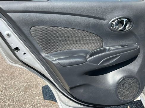 Used 2013 Nissan Versa SV FWD image 25