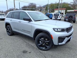 New 2026 Jeep Grand Cherokee Limited w/ Limited Altitude Package AWD/4WD video 2