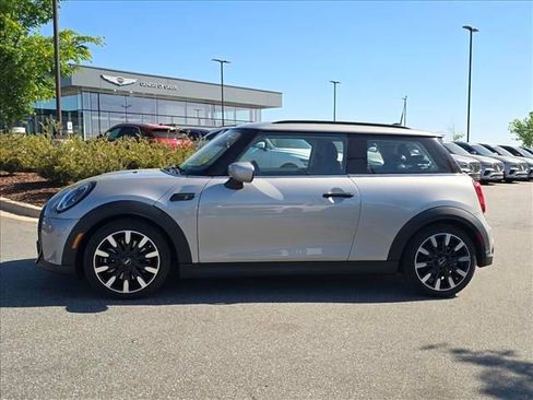 Used 2023 MINI Cooper S FWD image 6
