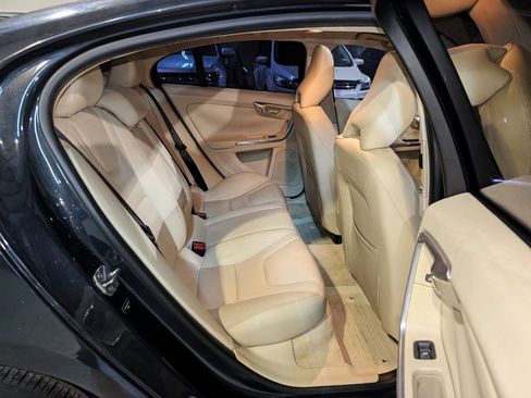 Used 2015 Volvo S60 T5 Premier image 25