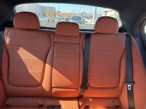 Used 2023 Mercedes-Benz C 300 4MATIC Sedan image 13