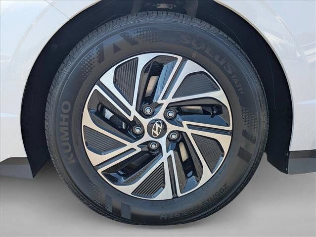 New 2026 Hyundai Sonata Blue FWD image 16