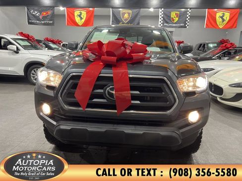 Used 2021 Toyota Tacoma SR5 image 34