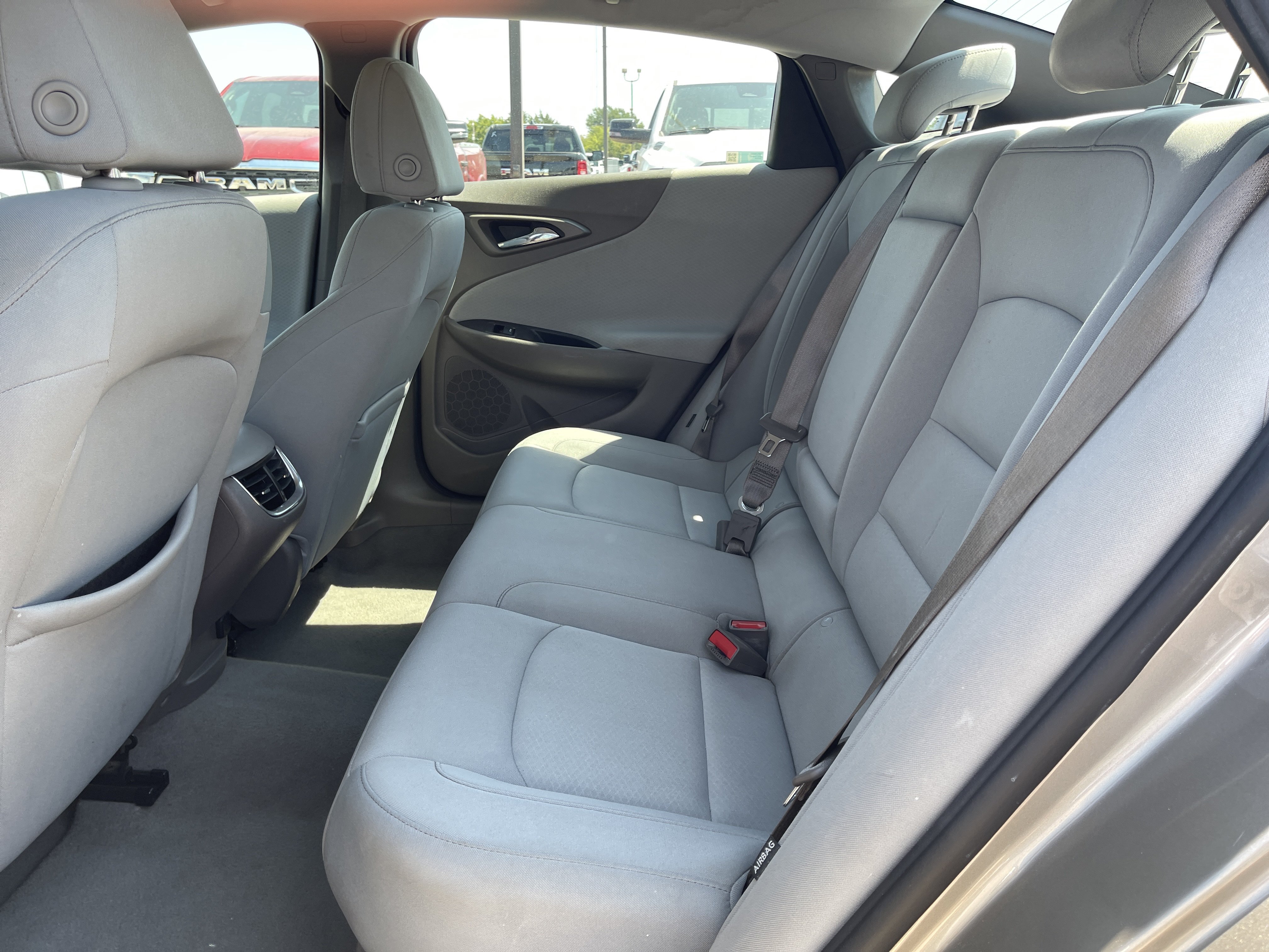 Used 2022 Chevrolet Malibu LT FWD image 19