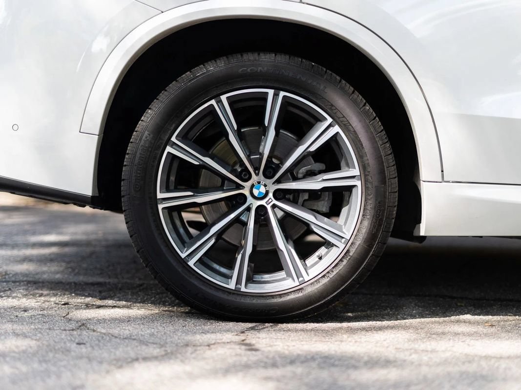 Used 2019 BMW X5 xDrive40i AWD/4WD image 14
