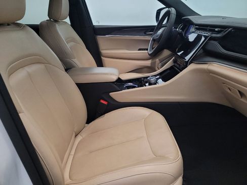 Used 2022 Jeep Grand Cherokee Limited 4xe image 21