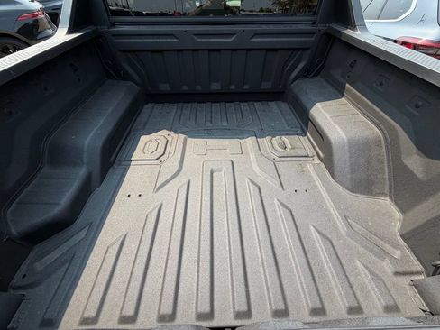 Used 2024 GMC Hummer EV 3X AWD/4WD image 23