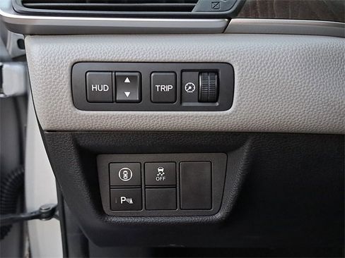 Used 2018 Honda Accord Touring image 23