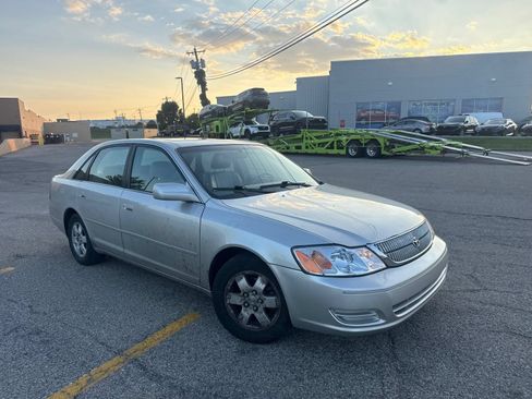 Used 2000 Toyota Avalon XL w/ Option Pkg 3 FWD image 20