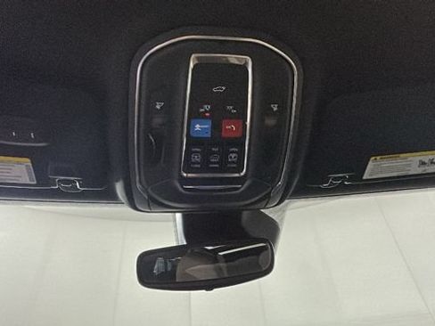 Used 2024 Jeep Grand Cherokee Limited 4xe AWD/4WD image 25
