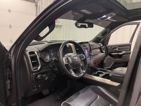 Used 2019 RAM 1500 Laramie image 43