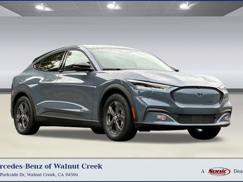 Used 2023 Ford Mustang Mach-E Select image 1