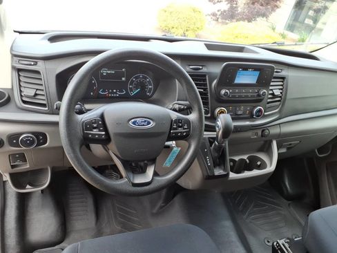 Used 2024 Ford Transit 250 Low Roof w/ Exterior Upgrade Package RWD image 8